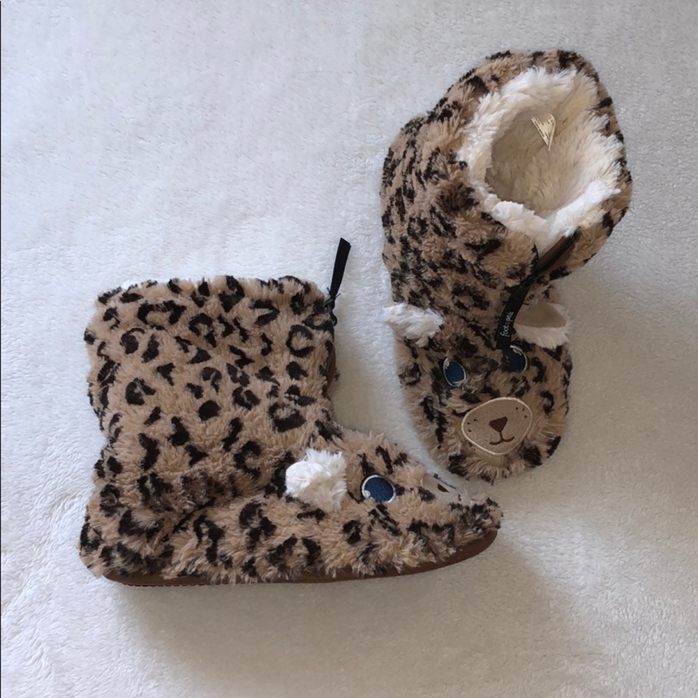 slippers